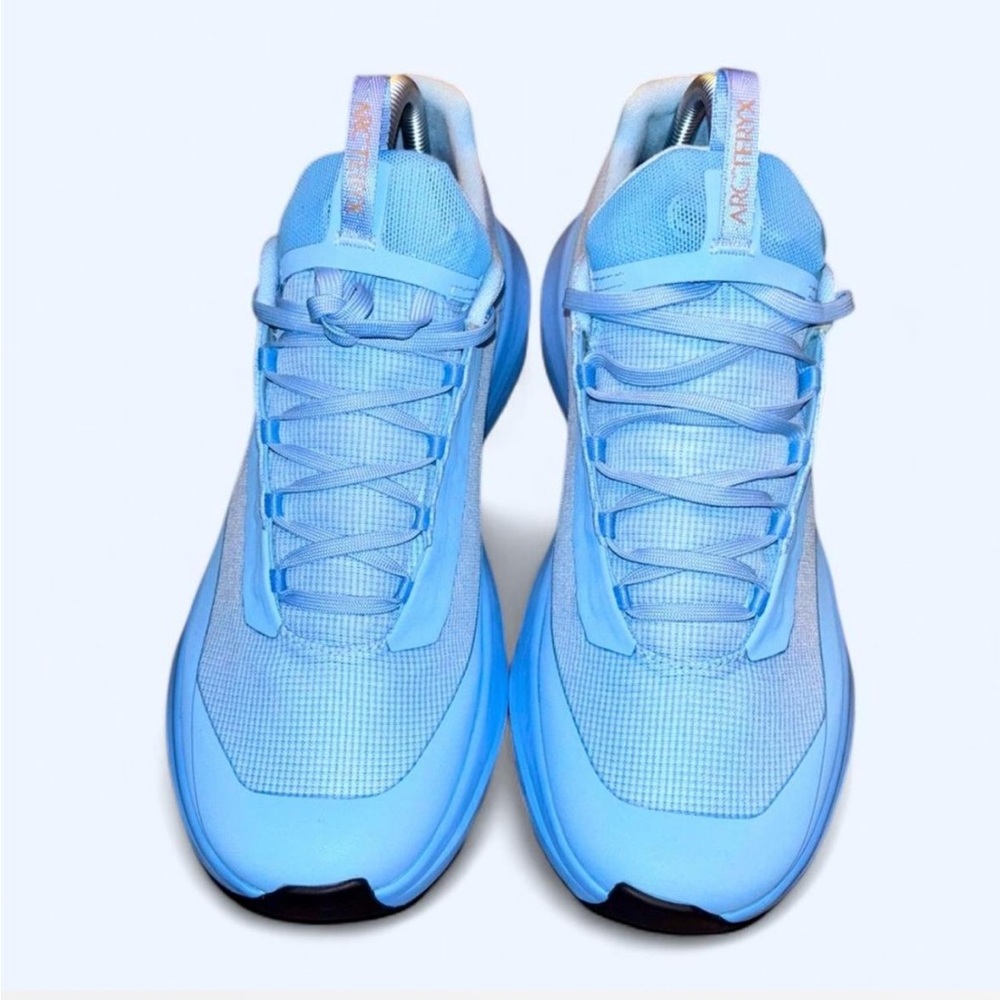Arc'teryx Women's Norvan Vibrant Blue Athletic Shoes - Picture 3 of 16